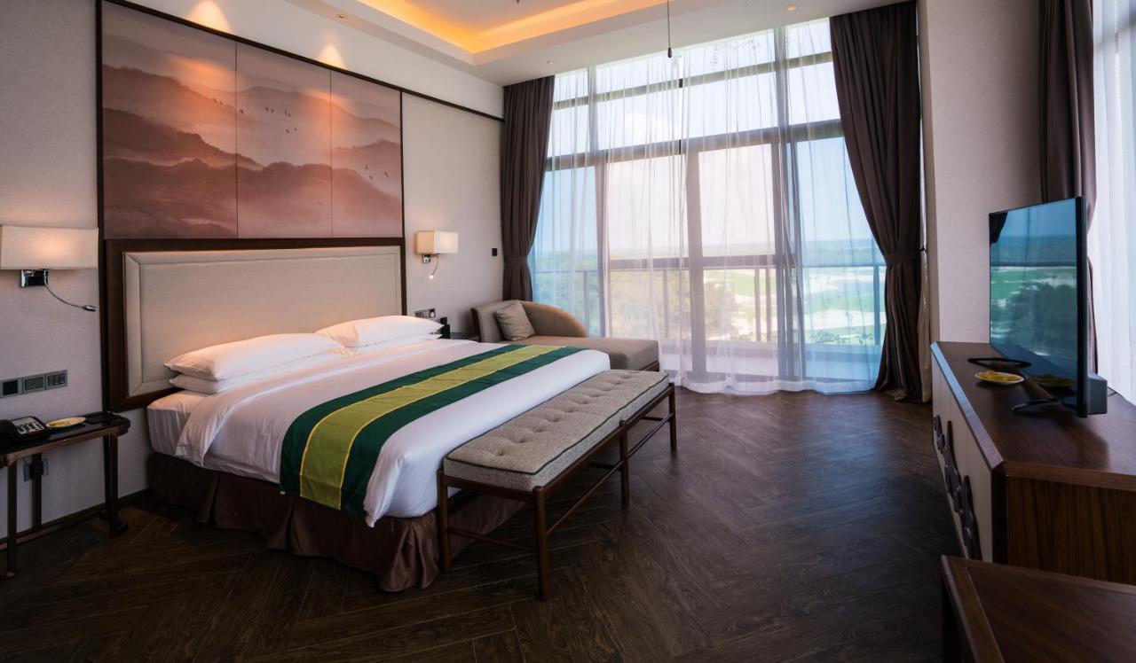 Forest City Golf Hotel Nusajaya  Exterior photo