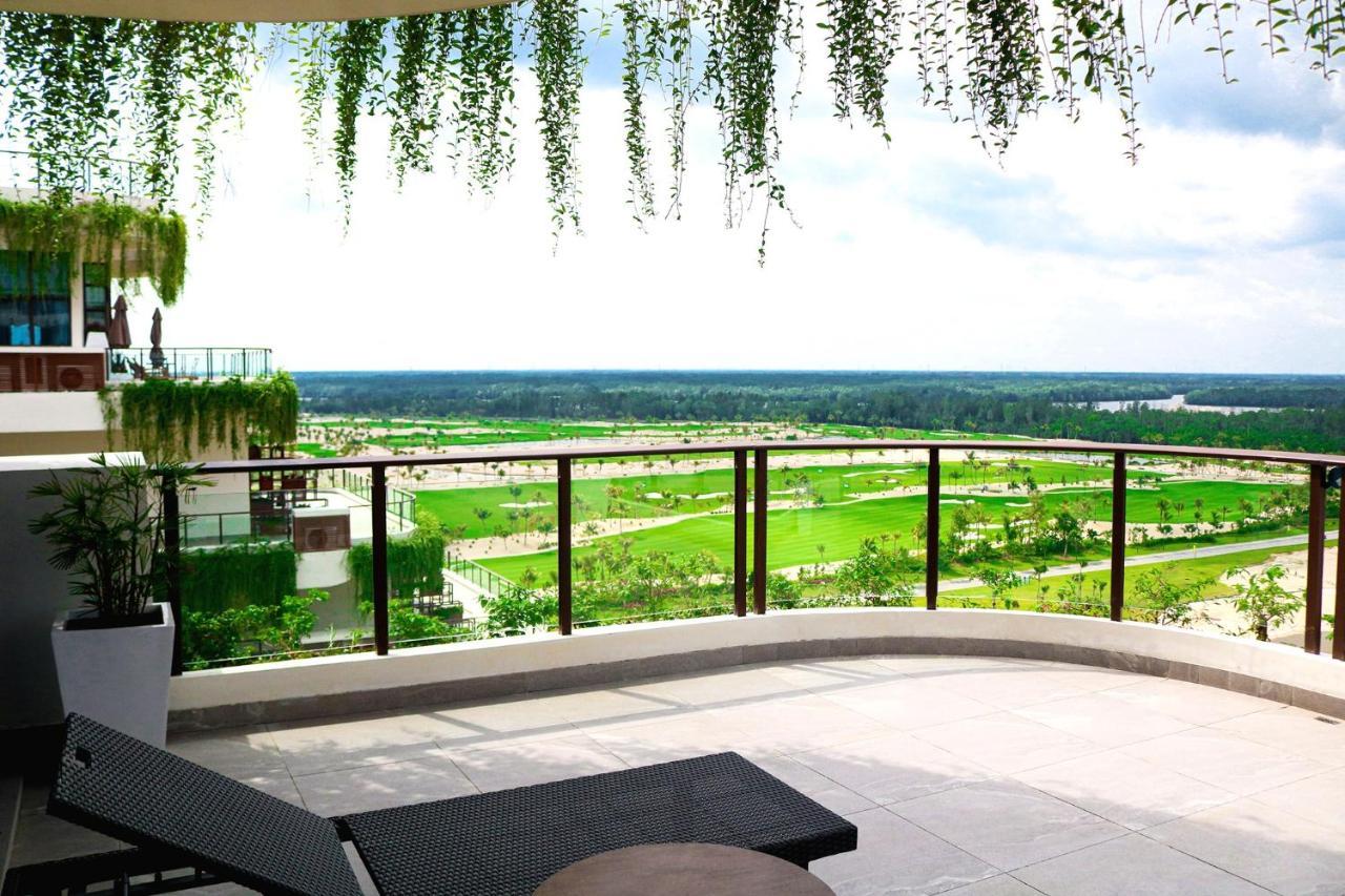 Forest City Golf Hotel Nusajaya  Exterior photo